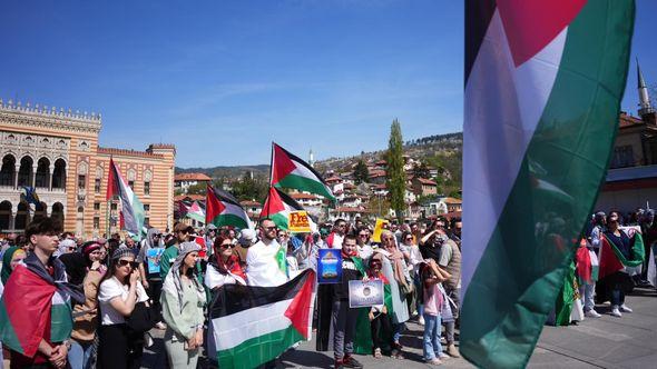 Građani Sarajeva pružili podršku palestinskom narodu - Avaz