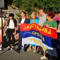 Dodikove pristalice u blizini entitetske linije na putu Mostar-Nevesinje: "Došli na miran način braniti RS"