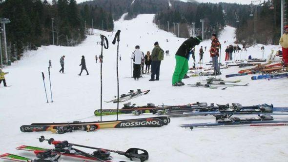 Počelo skijanje - Avaz