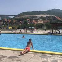 Gradske bazene u Zenici dnevno posjećuje od 500 do 1.000 uglavnom mlađih kupača