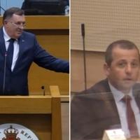 Dodik teško optužio Vukanovića: Dolaziš na sastanke SDA paraobavještajne službe i Avde Avdića, ti si "korisni idiot"