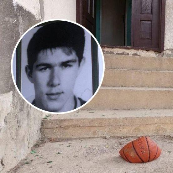 Ispred kuće ubijenog Edina Salaharevića ostavili isječenu košarkašku loptu