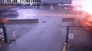 Video / Trenutak eksplozije automobila na granici Kanade i SAD-a uhvatila sigurnosna kamera