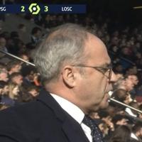 Bizarna situacija u Parizu: Sportski direktor PSG-a sišao sa tribina i počeo voditi ekipu