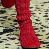 Vunene čarape pretvorili u čizme: Žene poludjele za njima iako koštaju 3.000 eura