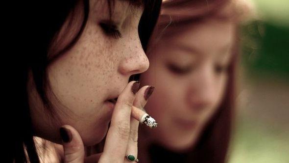 Pušenje Tinejdžeri - Avaz