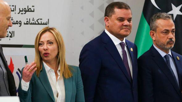 Italian Prime Minister Giorgia Meloni stands next to one of the Libya's rival prime ministers Abdul Hamid Dbeib, right, a during a conference in Tripoli, Libya, Saturday, Jan. 28, 20223. - Avaz