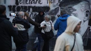 Aidi Ćorović stigao poziv za izdržavanje kazne jer nije htjela platiti kaznu za gađanje murala ratnog zločinca Ratka Mladića