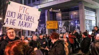 Veliki broj građana na protestima u Beogradu tražio ponavljanje izbora