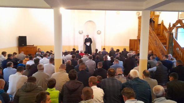 Centralna svečanost održana u Bijeloj džamiji - Avaz