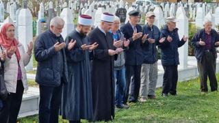 Šehidsko mezarje Lipić - Selimovići: Obilježena 31. godišnjica brutalnih ubistava civila u Bijeljini