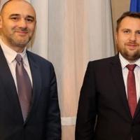 Ensar Eminović dobio unapređenje: Skakin i Biserin savjetnik koji je ruske diplomate pustio u BiH, "pobjegao" u Vašington! 