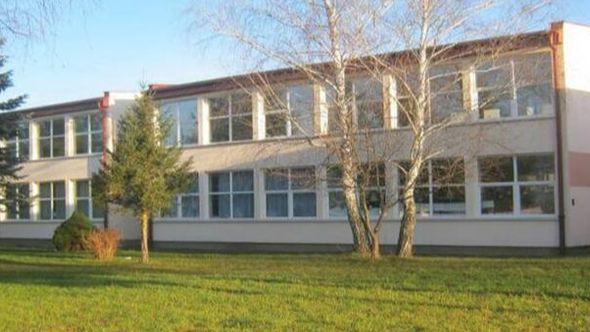 Škola u Bihaću - Avaz