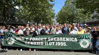 Hiljade ljudi na Maršu šutnje u Dortmundu: Srebrenica se ne smije zaboraviti