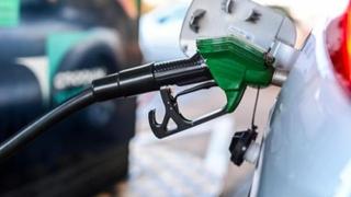 Dobra vijest za vozače: Cijene goriva i dalje u padu