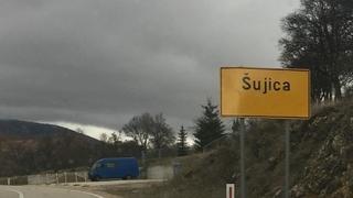 Tragedija: U saobraćajnoj nesreći u Šujici poginuo mladić (18), dvije osobe povrijeđene