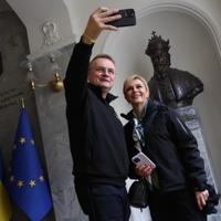 Kolinda stigla u Ukrajinu: Pratitelje počastila fotografijama s političarima, ali i mačkom