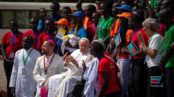 Pope Francis meets with a group of the Catholic faithful from the town of Rumbek, who had walked for more than a week to reach the capital, after he addressed clergy at the St. Theresa Cathedral in Juba, South Sudan Saturday, Feb. 4, 2023 - Avaz