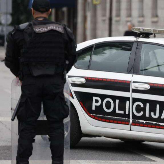 U Jablanici uhapšen 39-godišnjak, pronađeni narkotici i oružje