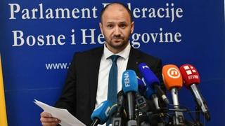 Klub Bošnjaka pozvao poslanike da danas ne glasaju za imenovanje Vlade FBiH