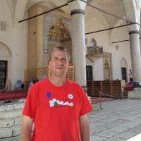 Nijemac koji pješači od Sarajeva do Jerusalema: Ono što sam doživio u Potočarima bilo je najimpresivnije iskustvo