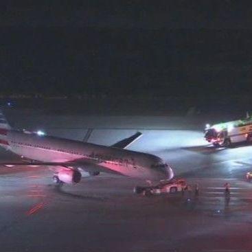 Sudarili se avion i autobus: Četiri osobe završile u bolnici 