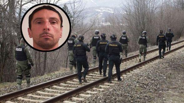 Gačić: Bio naoružan, krio se u šumi - Avaz