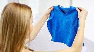 Ako vam se najdraža majica skupila tokom pranja, ovaj trik će je spasiti