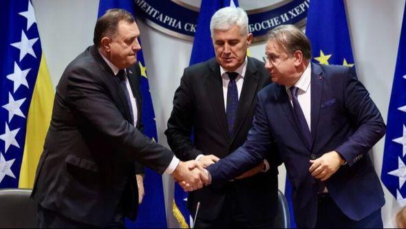 Dodik, Čović i Nikšić - Avaz