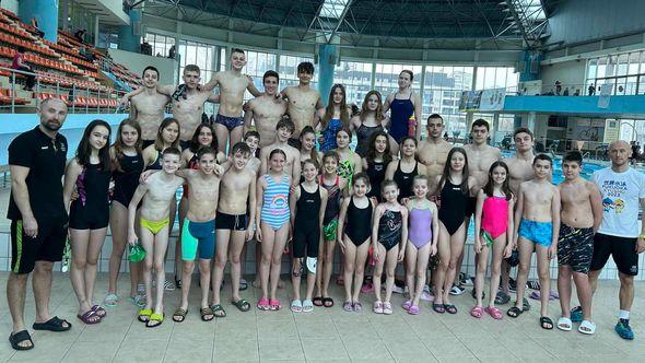 Uspješni plivači Sport time - Avaz
