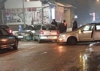 Nesreća u Sarajevu: Sudarila se tri vozila, stvorile se gužve