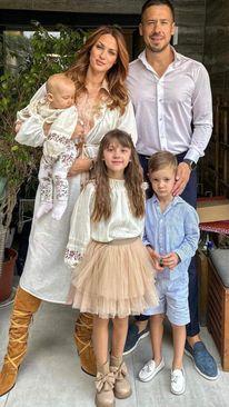 Nikola sa suprugom Bojanom i djecom - Avaz