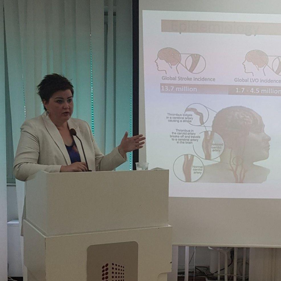 Prof. dr. Adisa Kuršumović u Općoj bolnici održala predavanje o najnovijim procedurama i tehnologijama za liječenje moždanog udara