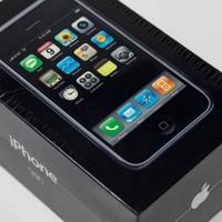 Originalni iPhone prve serije prodat za rekordnih 190.000 dolara