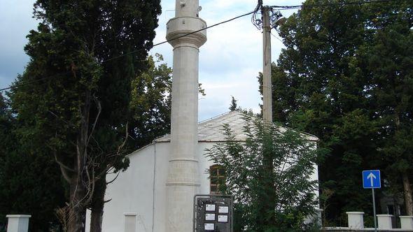 Džamija Derviš-paše Bajezidagića u Mostaru   - Avaz