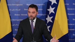 Košarac: "Zabrinjavajuće je da će bošnjački dvojac u Predsjedništvu BiH blokirati izbor generala OS BiH"