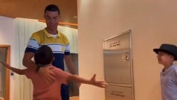 Dječak Nabil Saed i Kristijano Ronaldo - Avaz