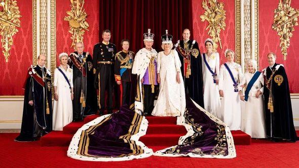 Kraljevska porodica - Avaz