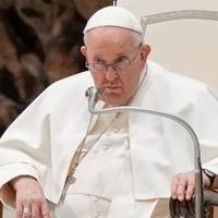 Papa Franjo (86) ima tešku prehladu