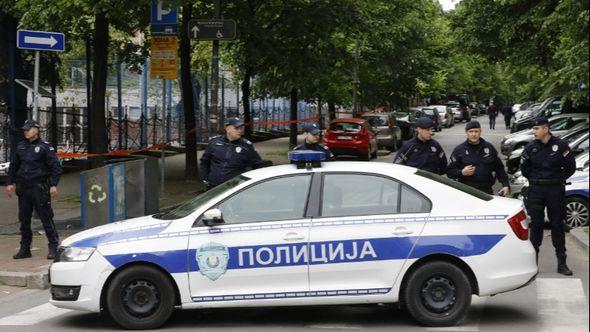 Policija pregovarala s muškarcem - Avaz