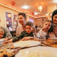 Roditelje šokirao račun: Restoran im naplatio 100 KM zbog ružnog ponašanja djece