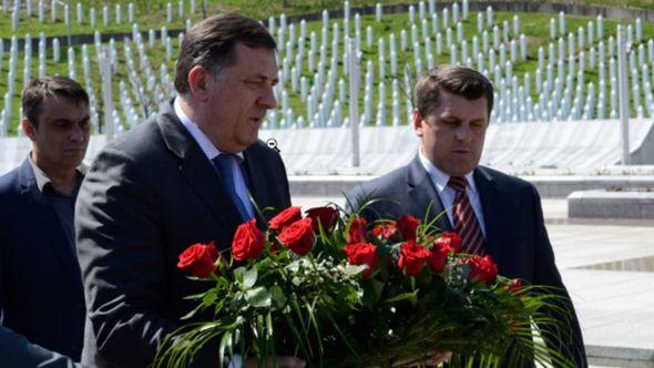 Dodik: Želi se nakloniti žrtvama - Avaz