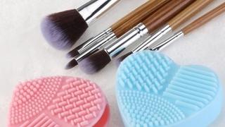 Vodič za učinkovito čišćenje četkica za šminku: Održavajte higijenu i produžite njihov vijek trajanja!