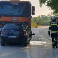 Teška nesreća kod Prnjavora: U sudaru Golfa i kamiona poginula djevojka (25) iz Srpca