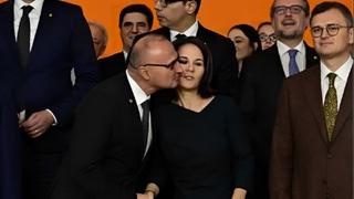 Zastupnica u Kongresu Španije komentirala pokušaj poljupca ministra Hrvatske: Nasilno i seksistički 