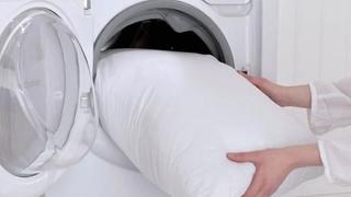 Kako oprati jastuke u mašini, a da ne izgube svoj oblik