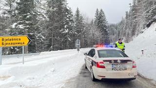 Policija zatvorila put na Bjelašnicu zbog zaleđene ceste