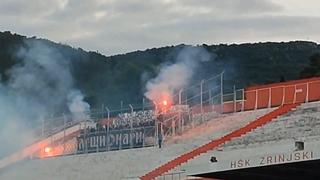 Video / Navijači Borca zapalili zastavu Ultrasa i transparentom provocirali navijače Zrinjskog