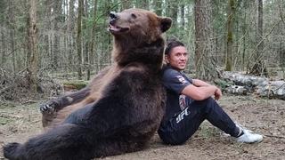 MMA borac se hrvao s medvjedom: Snimak postao viralan na mrežama