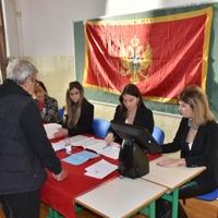 Predsjednički izbori u Crnoj Gori: Otvorena biračka mjesta